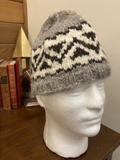 Cowichan Wool Beenie hat handmade two colors Grey and brown ML- Xl