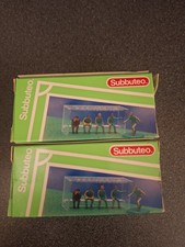 Subbuteo - 2 x Bench Sets 61139 (Boxed & Complete)