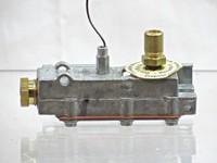 Harper Wyman Gas Oven Range Cooktop Valve 5817h0023d (040-13) (h0116g) Harper Wyman Gas Oven Range Cooktop Valve 5817h0023d (040-13) (h0116g)