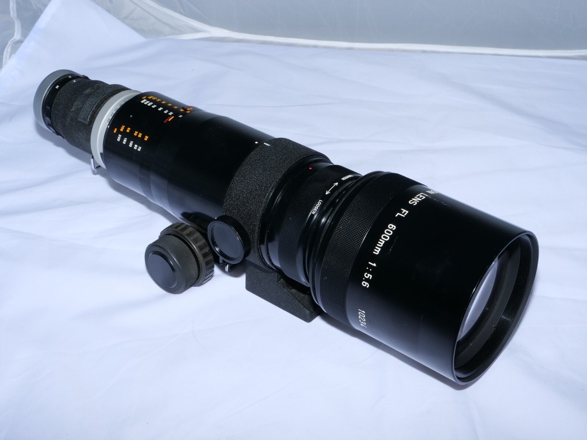 Vintage Canon FL 600mm f5.6 Telephoto Lens. Canon Focusing Unit