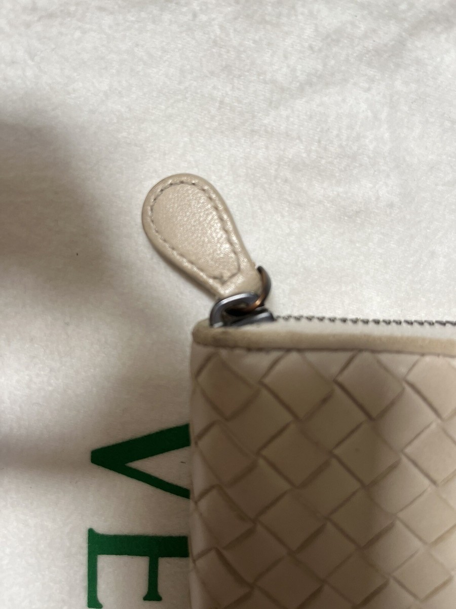 Bottega Veneta Intrecciato Zippy Zip Wallet Cream Ecru