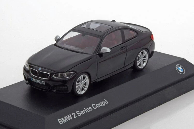 MINICHAMPS Dealer Edition BMW F22 2 Series Coupe M235is