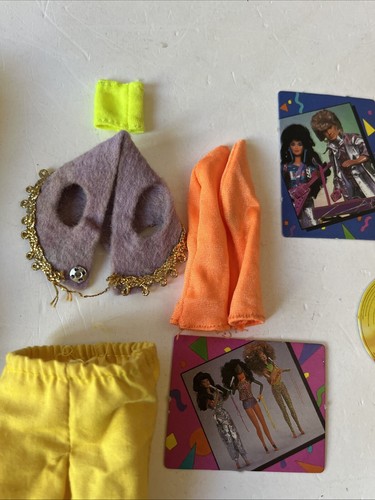 1985 Barbie & The Rockers Diva Neon Jumpsuit, Cards, And Lot Of More! - Picture 5 of 12
