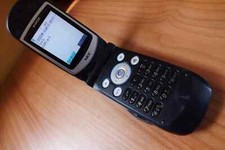 NEC E606 Flip Phone 3 Rete Vintage Retrò Portatile Cellulare FUNZIONANTE