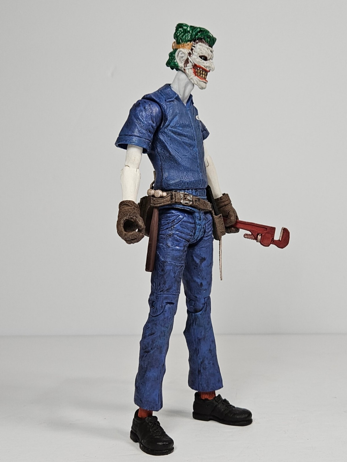THE JOKER FIGURE SUPER VILLIANS DEATH IN THE FAMILY DC COLLECTIBLES LOOSE 7" HTF