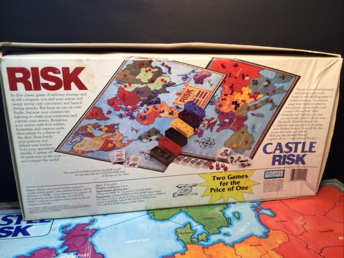 Vintage "Risk & Castle Risk" 1990 World European Conquest Board Game Complete - Picture 9 of 9