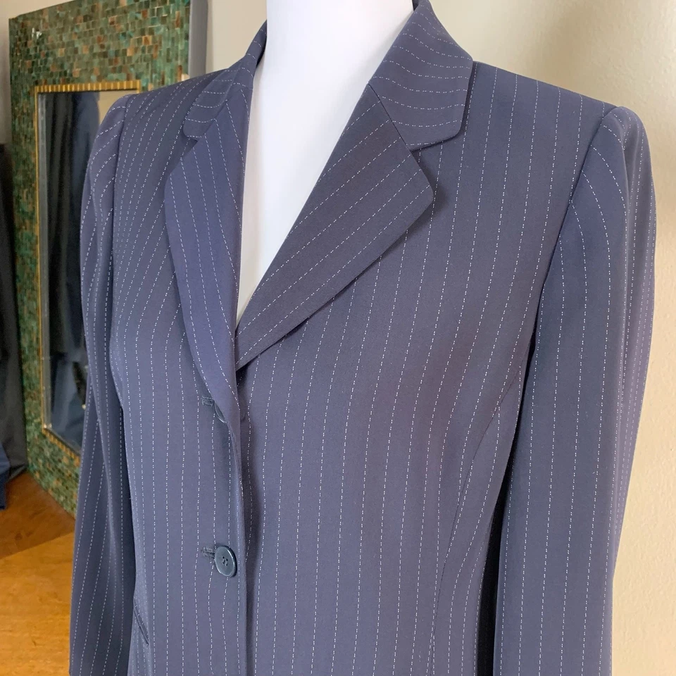 Kasper Petite Size 8P Pinstripe Blazer Jacket Navy Blue White Career   - Image 3 of 4