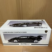 AUTOart 1/18 Lamborghini Countach 5000S Black MILLENNIUM