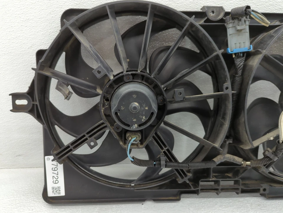 Conjunto de motor ventilador radiador izquierdo Pontiac Grand Prix 1999-2003 ENGJ4 Foto 2 de 4