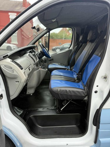VAUXHALL Vivaro Camper Van - Picture 13 of 23