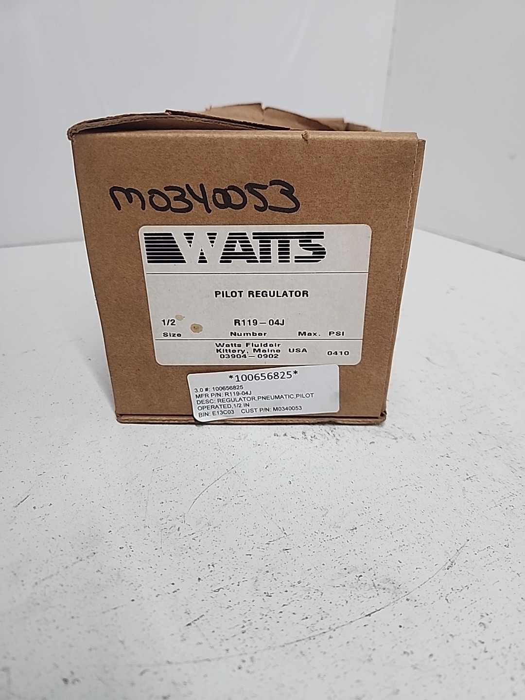 Parker R119-04J Pressure regulating valve **NOS **FAST SHIPPING**