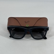 Ray-Ban Meta Wayfarer Gen 1 Matte Black/Gradient Graphite Lens/Standard- Good