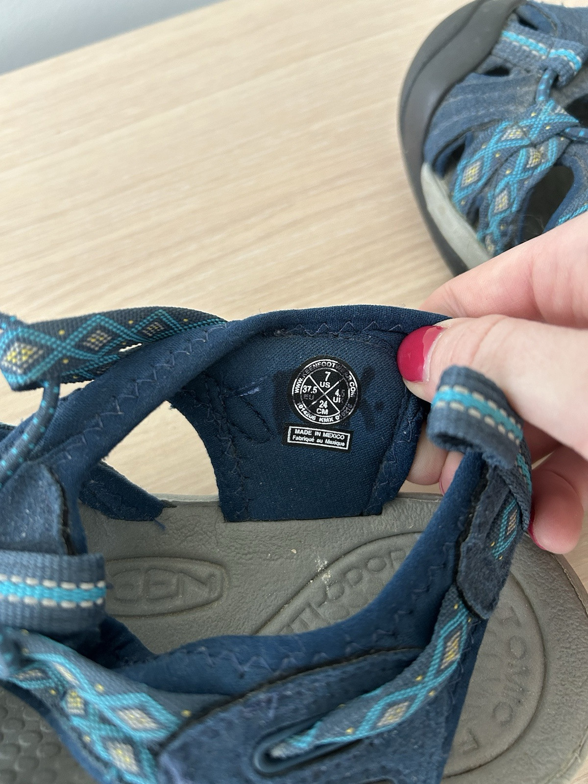 Sandali da trekking donna Keen blu modello azteco taglia 7