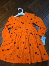 4t brand new halloween dress. From target item 350G6