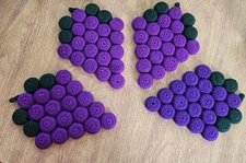 Vtg Handmade Grape Bottlecap Crochet Trivet Farmhouse Cottagecore Grannycore 70s