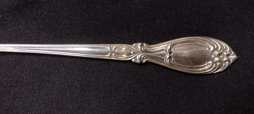 Tenedor enlatado de lechuga/sardina Victoria-Florence (Sterling, 1905) de Frank Whiting Foto 4 de 4