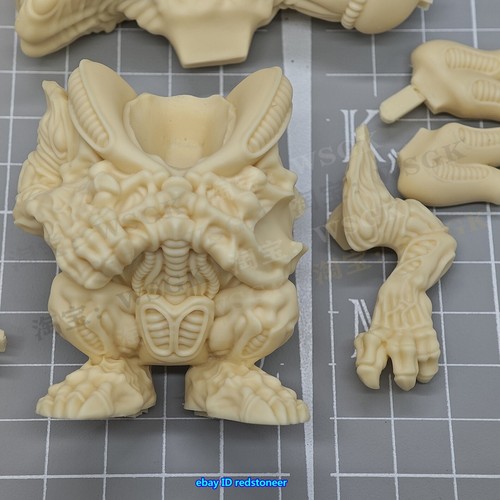 Alien Statue H9.5cm Kit Unpainted Unssembled Figure Model Collection WFC Scale - Picture 9 of 10
