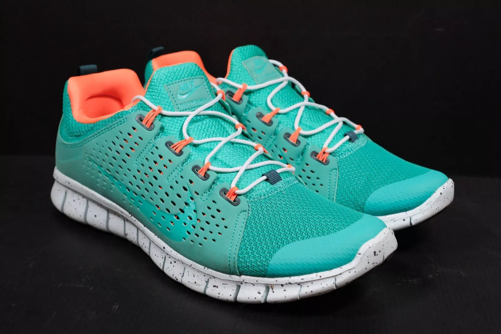 Nike Free Powerlines + 2 vert 555306330 TAILLE 11,5 JORDAN DUNK SUPREME FW24 KOBE