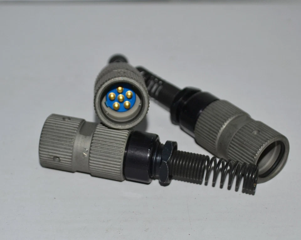 U-329/u 6 pin circular connector (fermale) military type audio NOS 1 Pcs. - Image 3 of 4