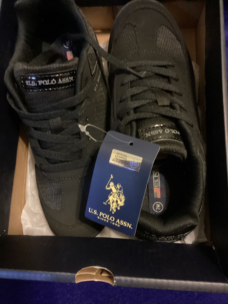 Assn Womens shoe size black ZANDER NIB!