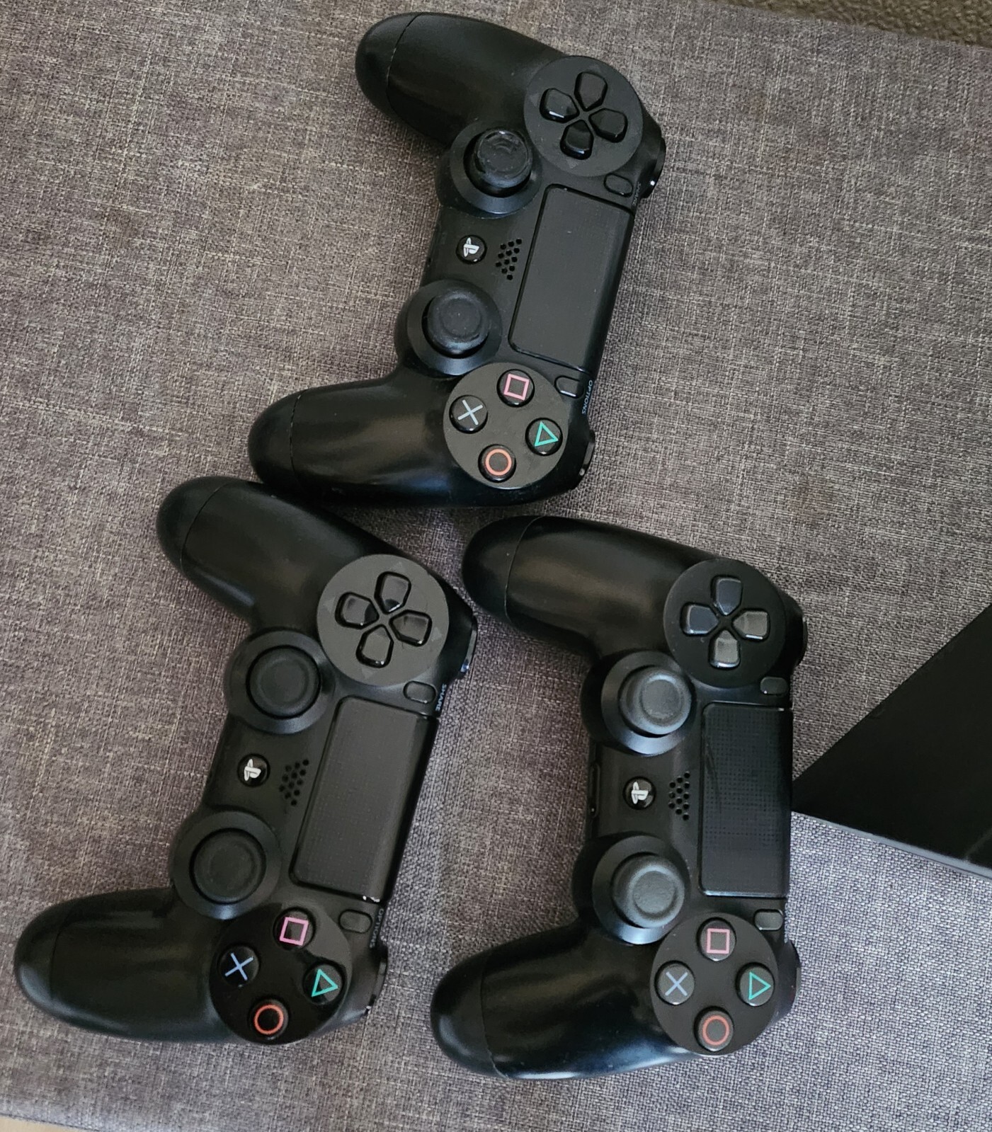 Sony PlayStation 4 500GB + 3 Controllers (Spares & Repairs) 711719437215 eBay