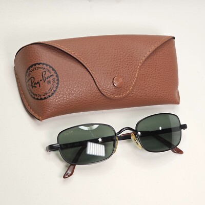 Ray-Ban Sunglasses Vintage 1999 Bausch & Lomb Black Green W2951