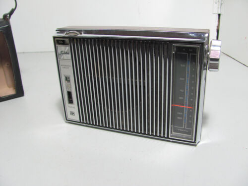 Vintage Toshiba Radio Model IC-3108 In Near Mint Condition & Case Made In Japan - Bild 2 von 11