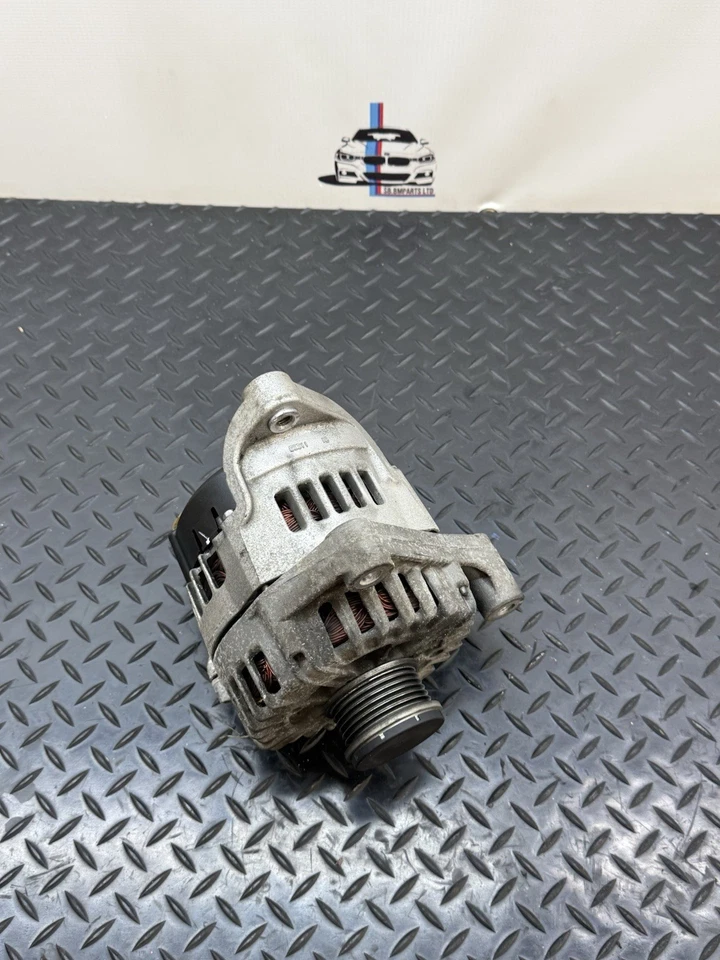 BMW 5 SERIES F10 F11 GT F07 520D N47 VALEO ALTERNATOR 14V 220A 8507624 - Image 2 of 4