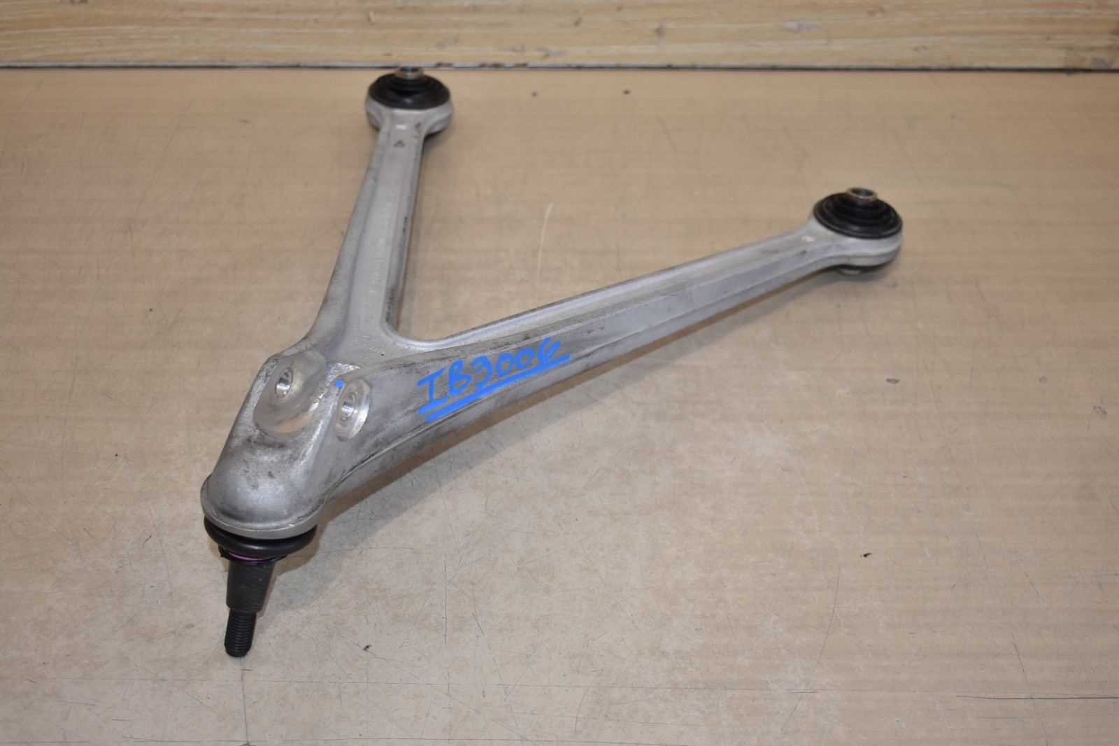 2004 2005 2006 PORSCHE CARRERA GT FRONT SUSPENSION LOWER CONTROL ARM GENUINE OEM