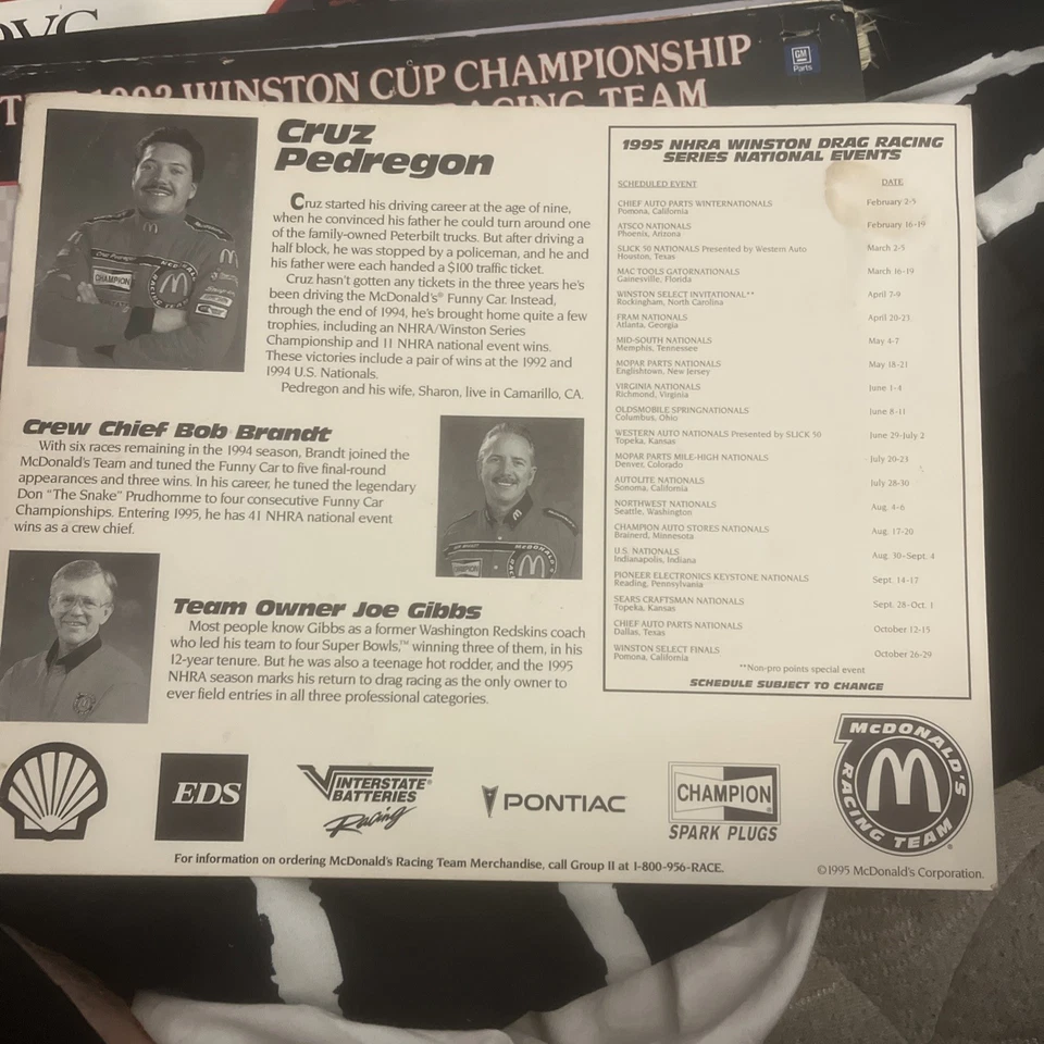 CRUZ PEDREGON - COCHE DIVERTIDO - NHRA folleto daños en la parte superior izquierda FIRMADO POR CRUZ  Foto 2 de 2