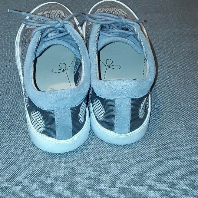 Picture 4 of 7