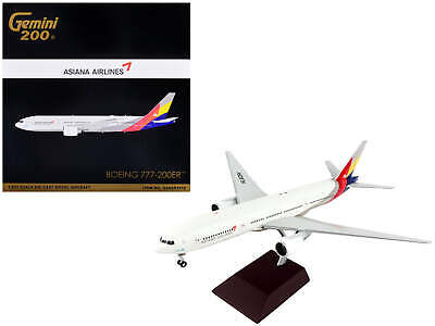 贅沢屋の Boeing Aircraft Commercial 777-200ER 民間航空機