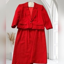 Vintage Pendleton Womens Size 8P Petite 100 Virgin Wool Red Skirt Suit Set
