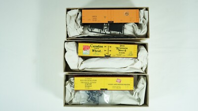 Accurail HO 40' Reefer Kits Carnation #1577 Milwaukee Road #4804 CGW #8318 W9