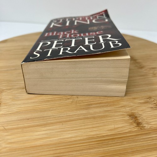 Black House by Stephen King & Peter Straub First Edition (2002, Paperback Book) - Picture 2 of 9