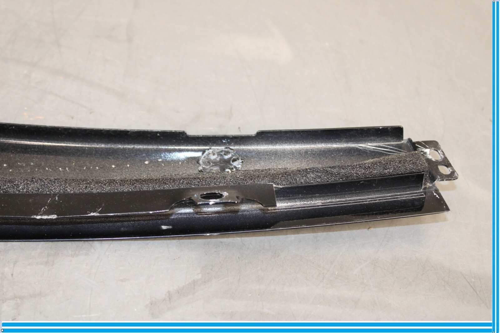 Bentley Continental 2006-2012 Rear Right Pillar cover Black