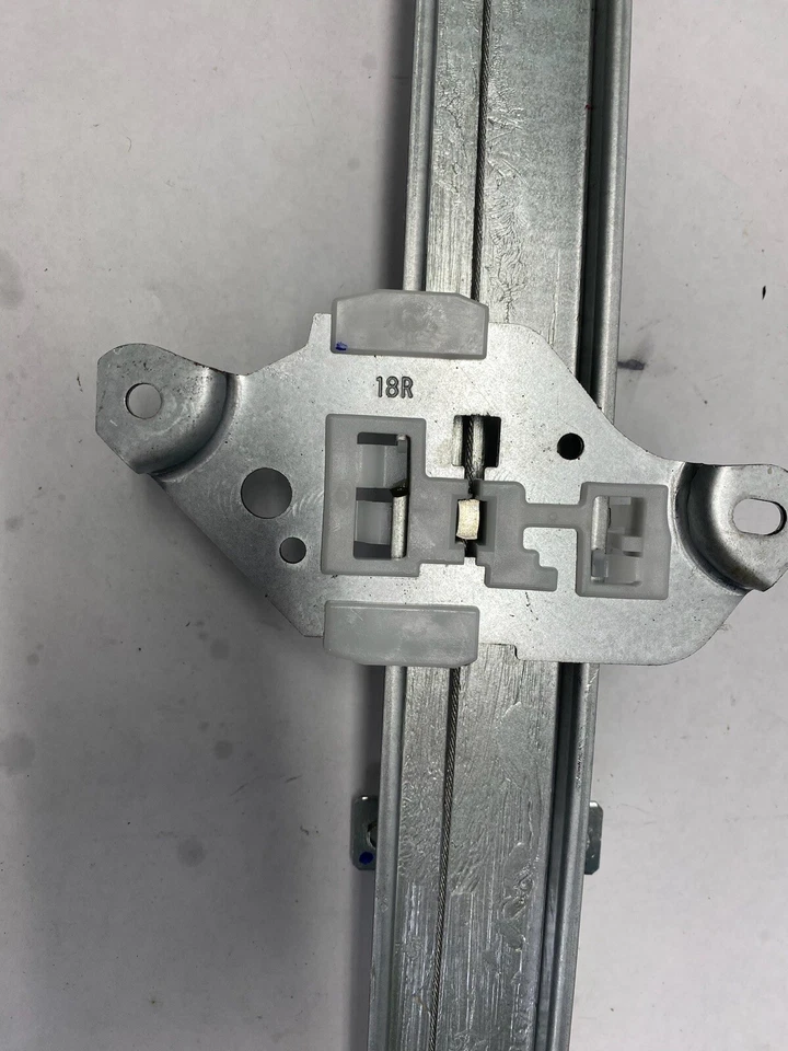 For 1998-2001 Nissan Altima Front Passenger Window Regulator Power w/ Motor TYC - Image 3 of 4