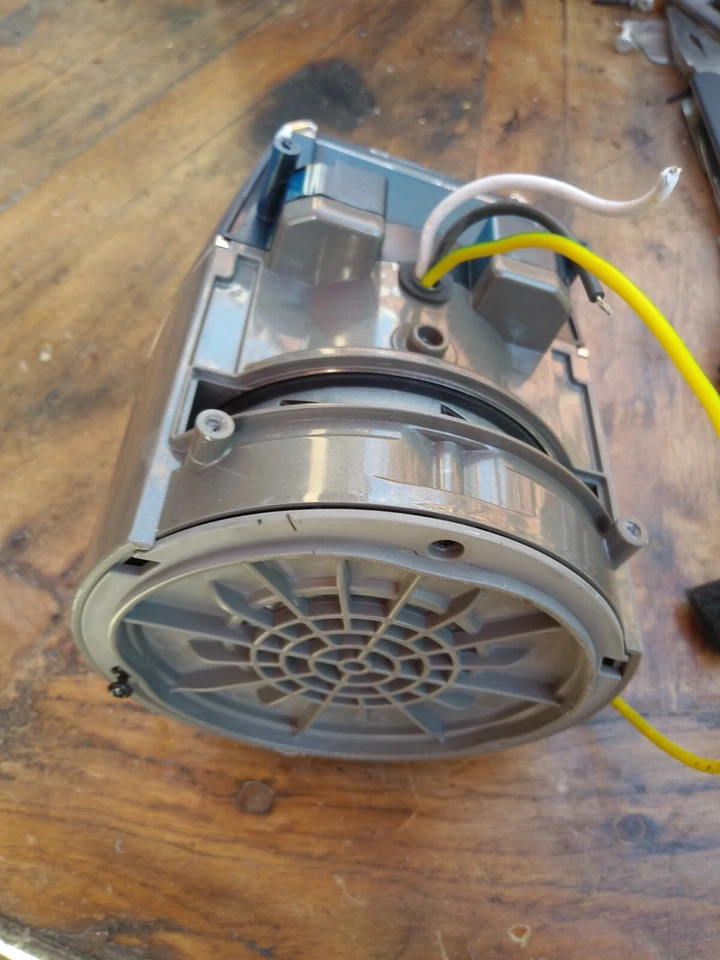 Bissell Symphony All-in-One Vacuum & Steam Mop Model 11326 vacuum motor only - Image 3 of 4