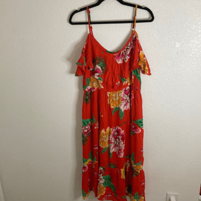 old navy orange floral dress Old Navy- Orange floral off the shoulder midi dress- Size Large