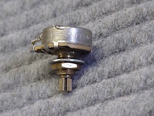 1 Gibson Custom Shop 300k short Shaft Pot Potentiometer