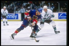Defenseman Dmitri Mironov Anaheim Mighty Ducks St Louis Blues left- Old Photo