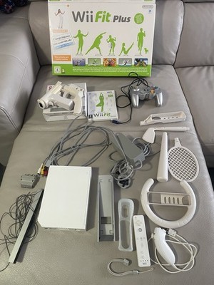 Nintendo Wii Konsole Bundle Weiß OVP Wii Fit Plus Remote Nunchuk Getestet PAL