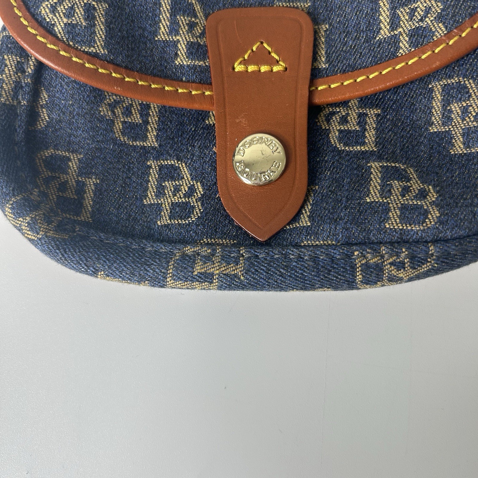 Picture 2 of 8