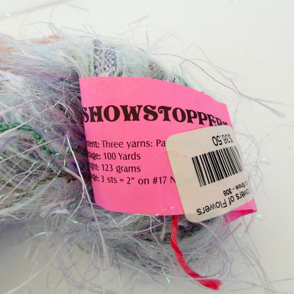 Ironstone Hilado Showstopper 308 Ducha de Flores 100yds 123g Gris Pastel Brillo Foto 3 de 4