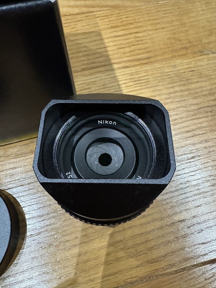 Nikon Z 40mm f/2 SE with metal square hood | eBay UK