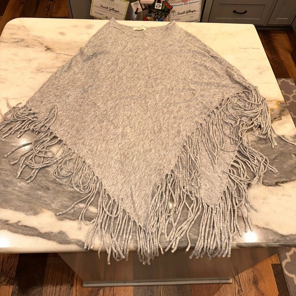 Elan One Size Angora Hair Blend Gray Fringe Poncho