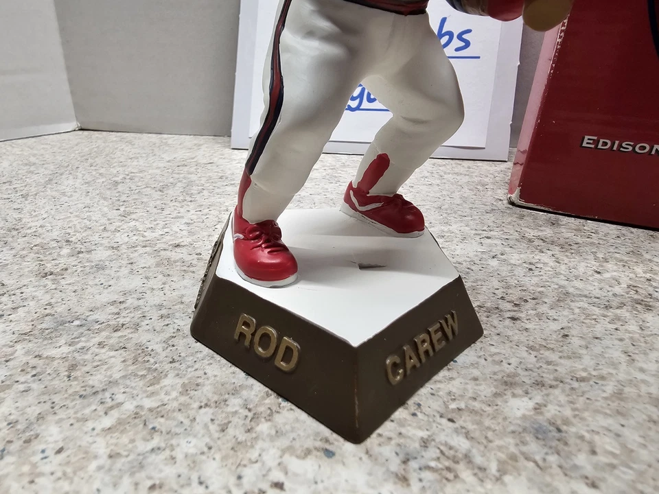 Bobblehead Rod Carew Los Angeles Angels MLB 2002 SGA novo na caixa - Imagem 3 de 4