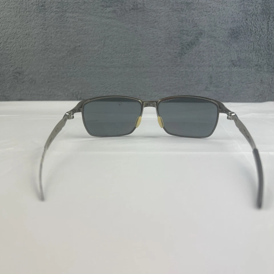 Gafas de sol polarizadas Oakley Tinfoil cromo cepillado/gris OO4083-05 - 58-15-131 Foto 4 de 4