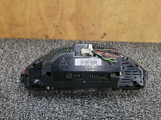 Grupos de instrumentos Mercedes-Benz E280 2008 Foto 4 de 4