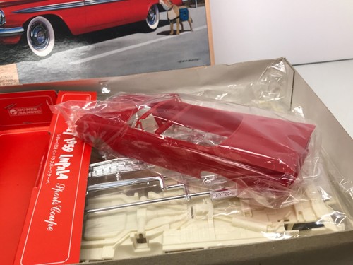 GUNZE SANGYO G-168 CHEVROLET IMPALA 1959 -1:32- GOOD UNBUILT KIT IN BOX - Picture 4 of 8